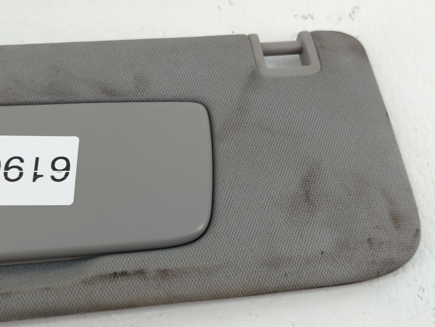2018-2019 Chevrolet Equinox Sun Visor Shade Replacement Driver Left Mirror Fits Fits 2018 2019 OEM Used Auto Parts - Oemused