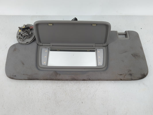 2018-2019 Chevrolet Equinox Sun Visor Shade Replacement Driver Left Mirror Fits Fits 2018 2019 OEM Used Auto Parts - Oemused