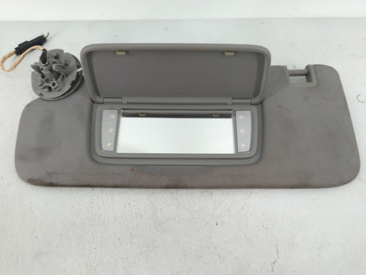 2018-2019 Chevrolet Equinox Sun Visor Shade Replacement Passenger Right Mirror Fits Fits 2018 2019 OEM Used Auto Parts - Oem