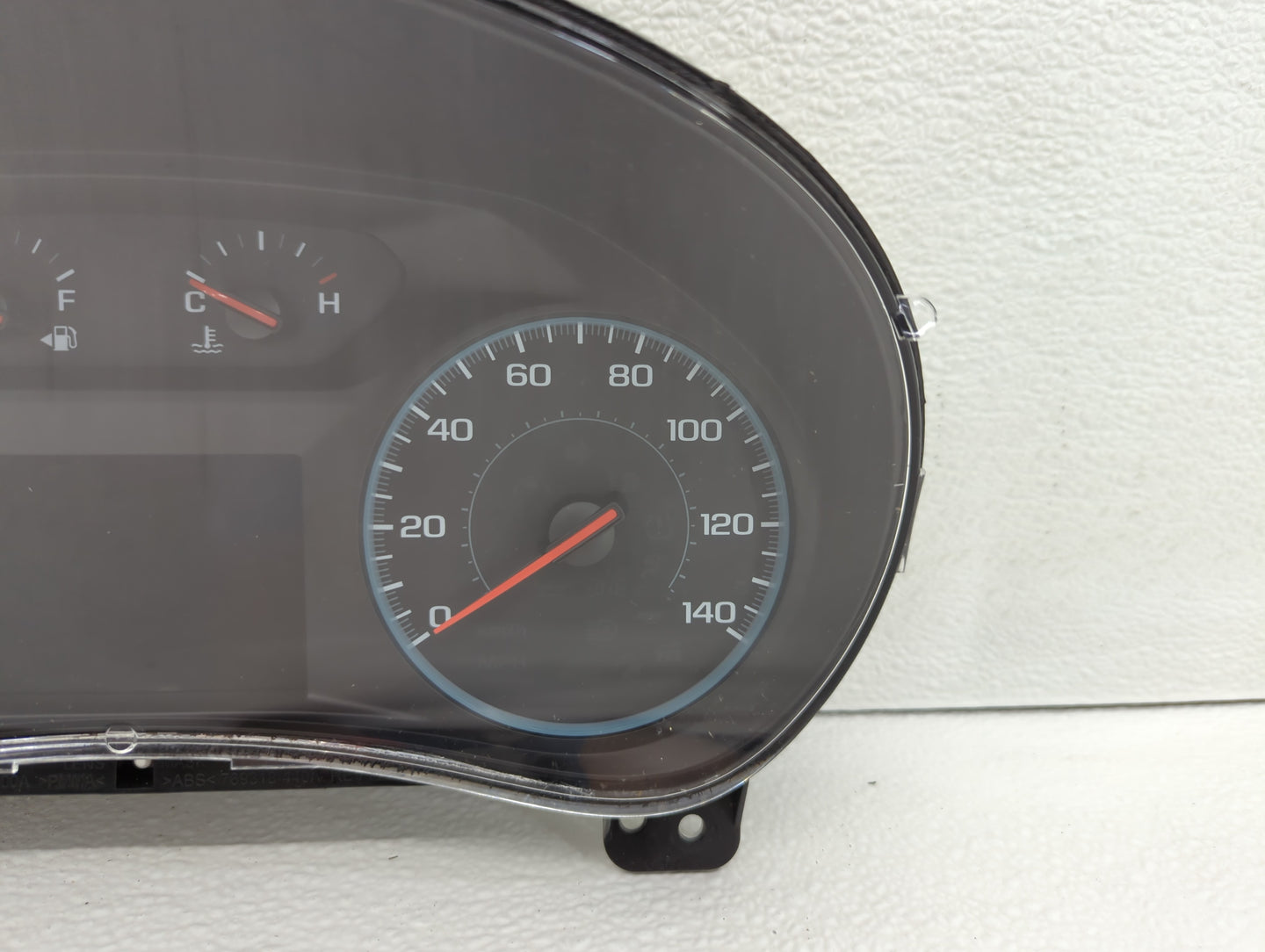 2018 Chevrolet Equinox Instrument Cluster Speedometer Gauges P/N:84424074 Fits OEM Used Auto Parts - Oemusedautoparts1.com