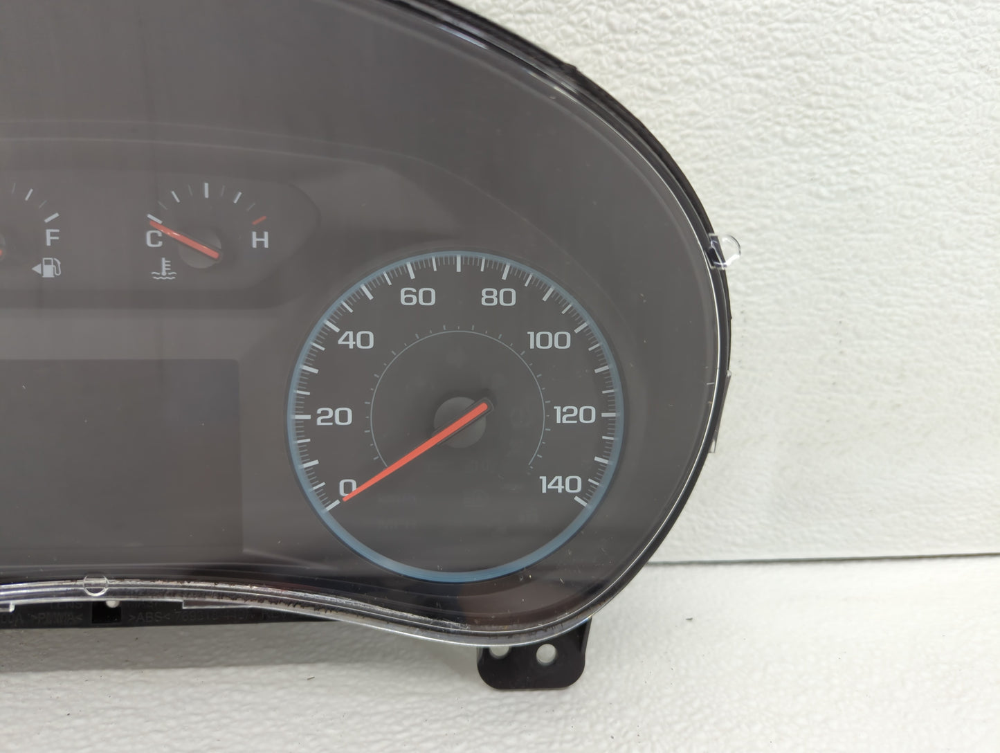 2018 Chevrolet Equinox Instrument Cluster Speedometer Gauges P/N:84424074 Fits OEM Used Auto Parts - Oemusedautoparts1.com