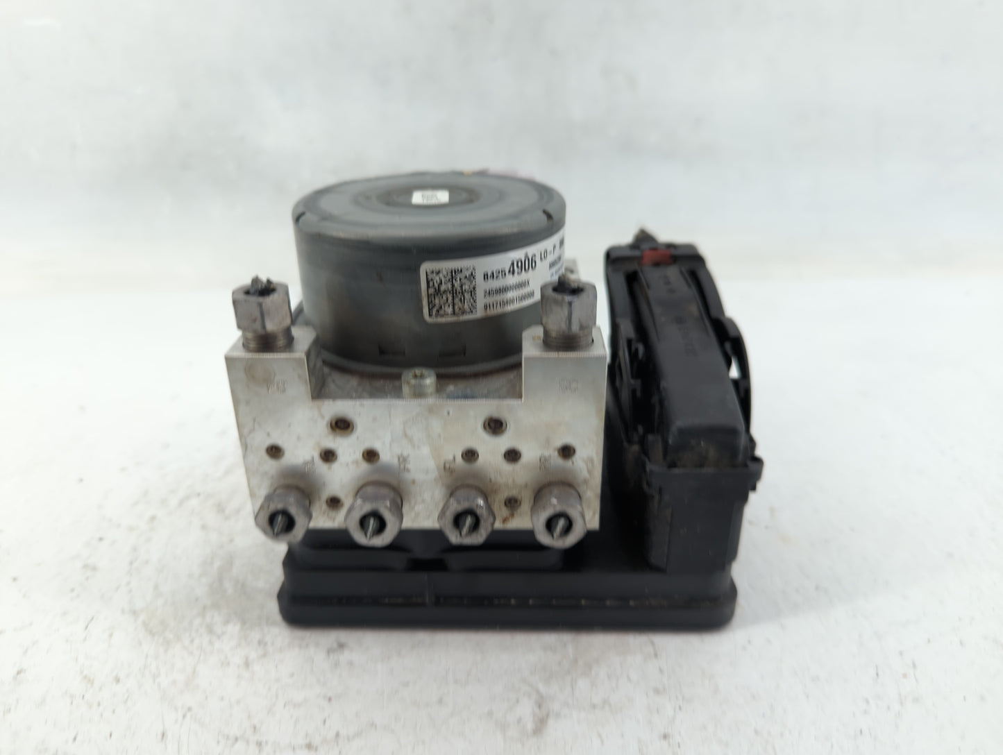 2018-2019 Chevrolet Equinox ABS Pump Control Module Replacement P/N:84254906 Fits Fits 2018 2019 2020 2021 OEM Used Auto Par