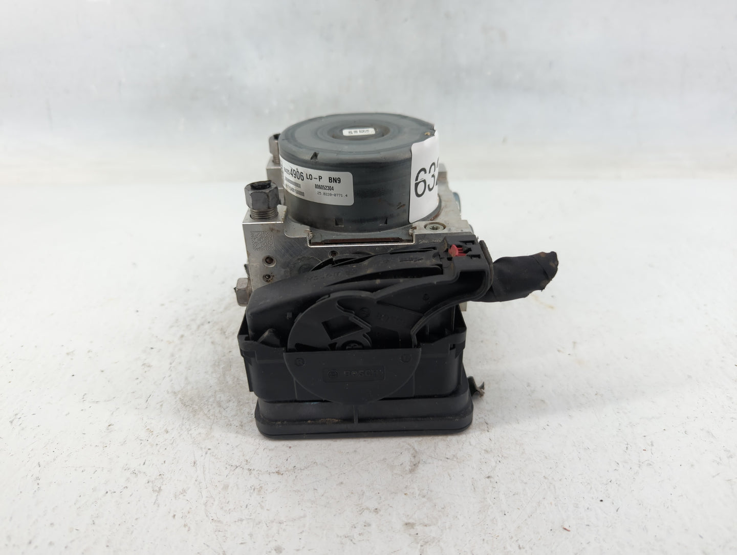 2018-2019 Chevrolet Equinox ABS Pump Control Module Replacement P/N:84254906 Fits Fits 2018 2019 2020 2021 OEM Used Auto Par