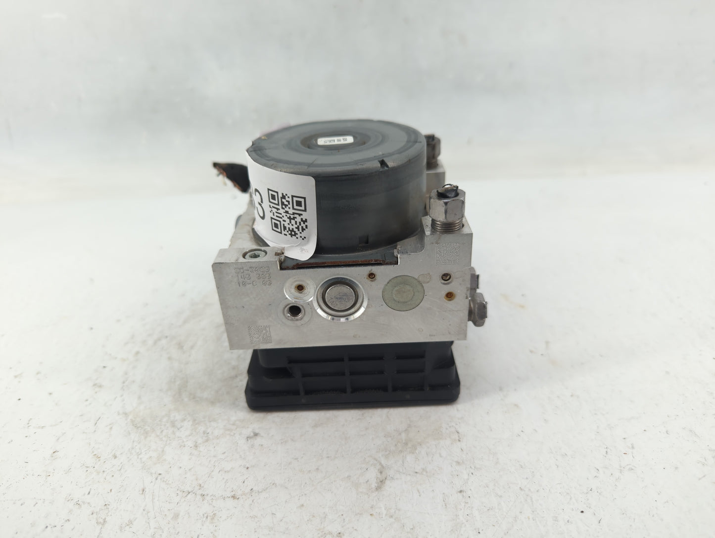 2018-2019 Chevrolet Equinox ABS Pump Control Module Replacement P/N:84254906 Fits Fits 2018 2019 2020 2021 OEM Used Auto Par