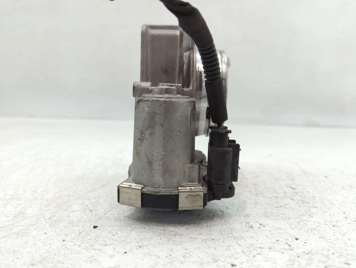 2018-2020 Chevrolet Equinox Throttle Body P/N:A12670837AA.0968A Fits Fits 2013 2014 2015 2016 2017 2018 2019 2020 2021 OEM U