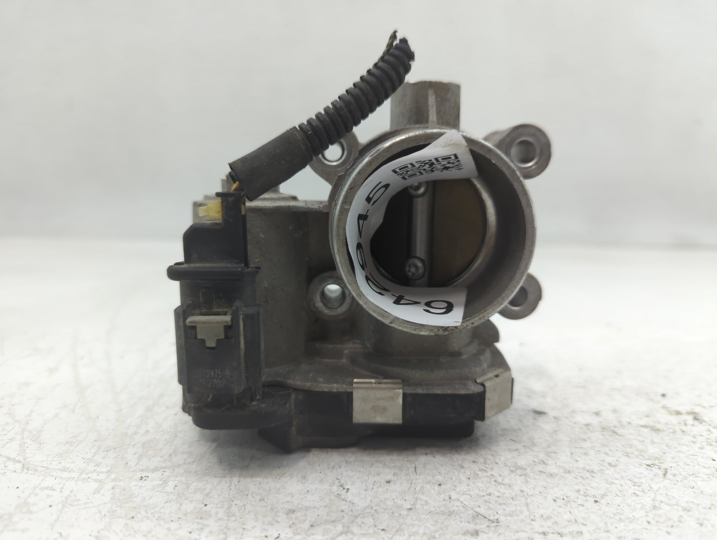 2018-2022 Chevrolet Equinox Throttle Body P/N:12671379AA Fits Fits 2016 2017 2018 2019 2020 2021 2022 OEM Used Auto Parts - 