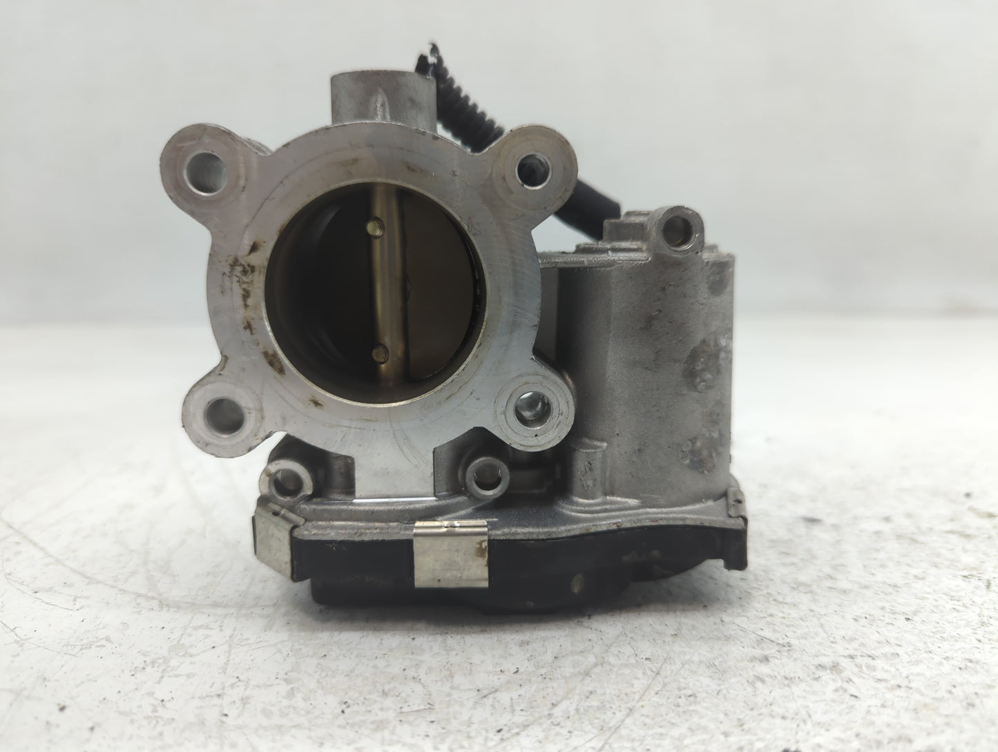 2018-2022 Chevrolet Equinox Throttle Body P/N:12671379AA Fits Fits 2016 2017 2018 2019 2020 2021 2022 OEM Used Auto Parts - 
