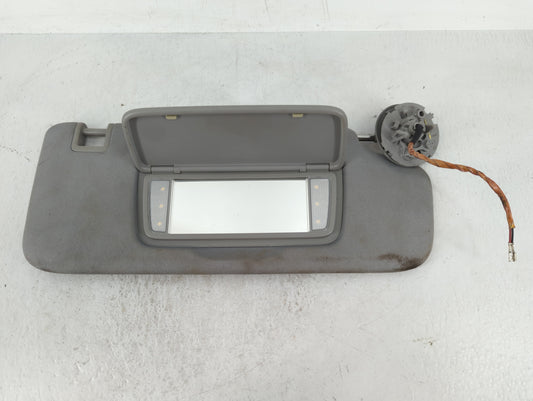 2018-2019 Chevrolet Equinox Sun Visor Shade Replacement Passenger Right Mirror Fits Fits 2018 2019 OEM Used Auto Parts - Oem