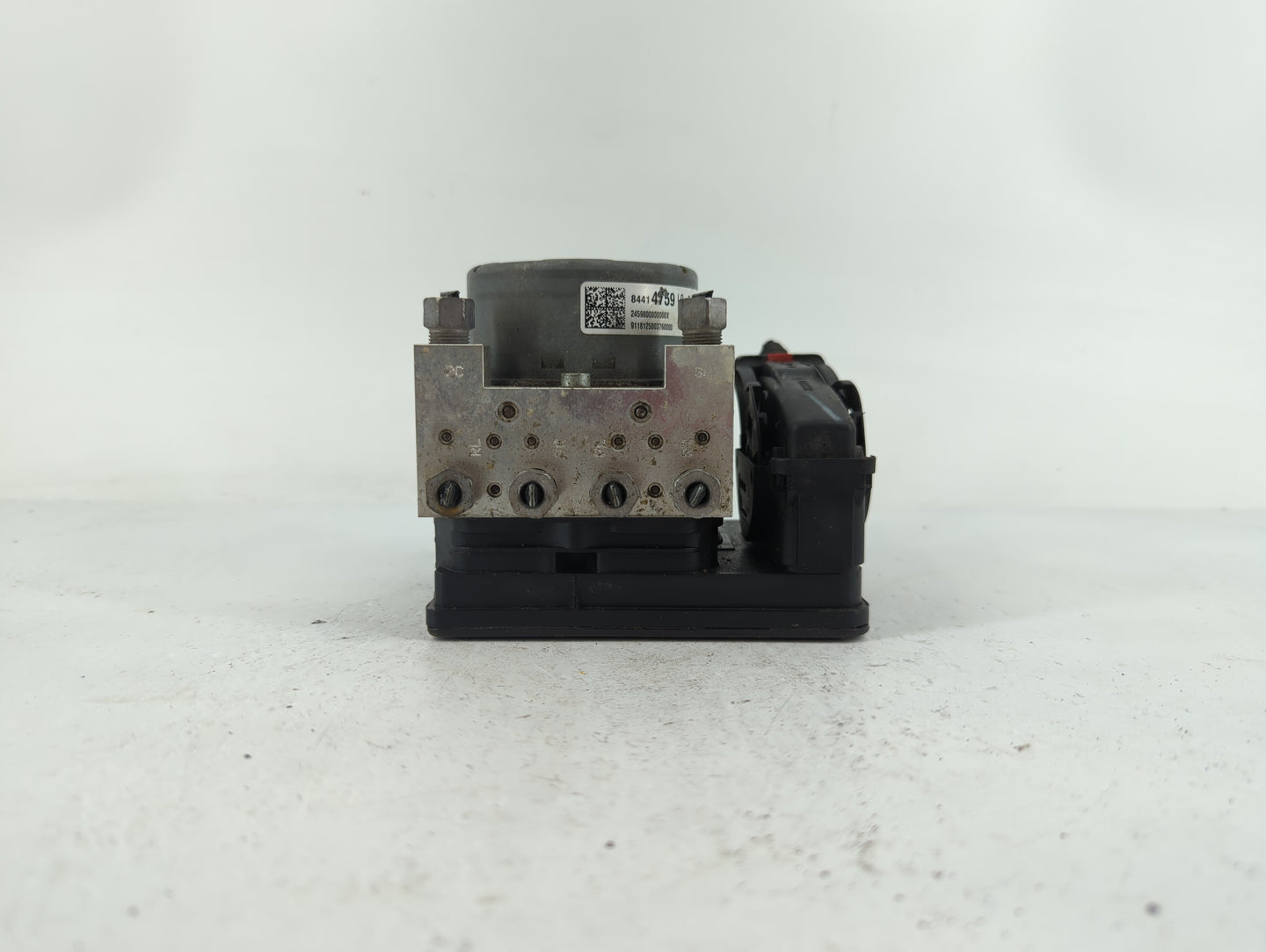 2018-2019 Chevrolet Equinox ABS Pump Control Module Replacement P/N:84414759 84560131 Fits Fits 2018 2019 2020 2021 OEM Used
