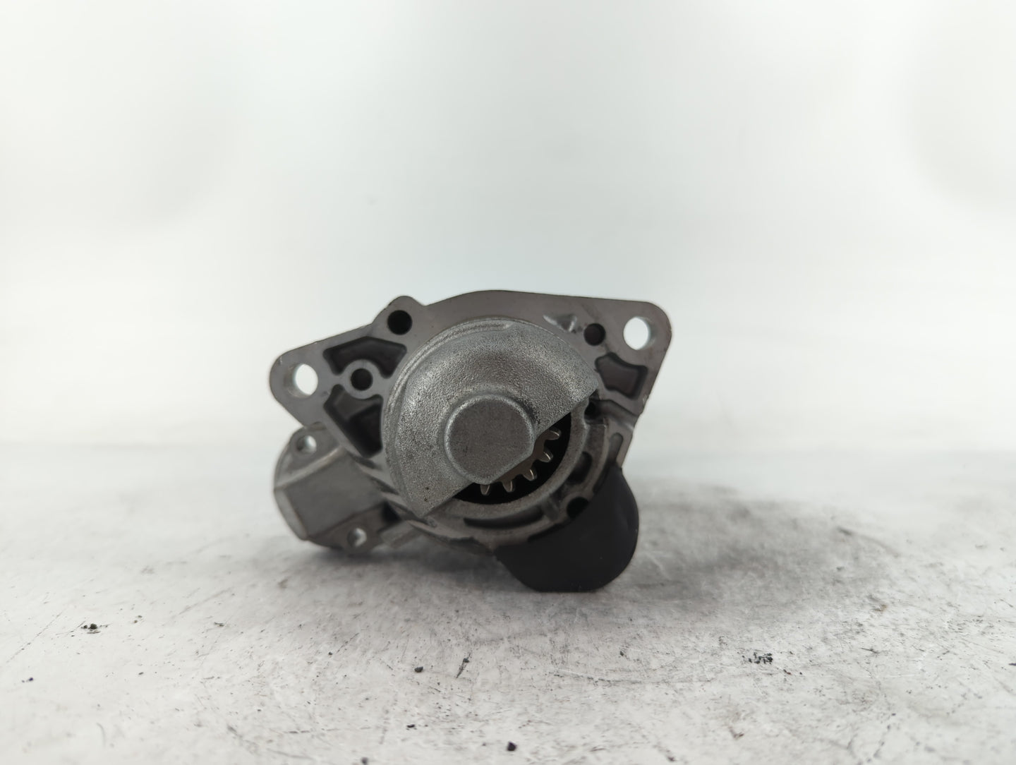 2018-2022 Chevrolet Equinox Car Starter Motor Solenoid OEM P/N:12680615 Fits Fits 2017 2018 2019 2020 2021 2022 OEM Used Aut