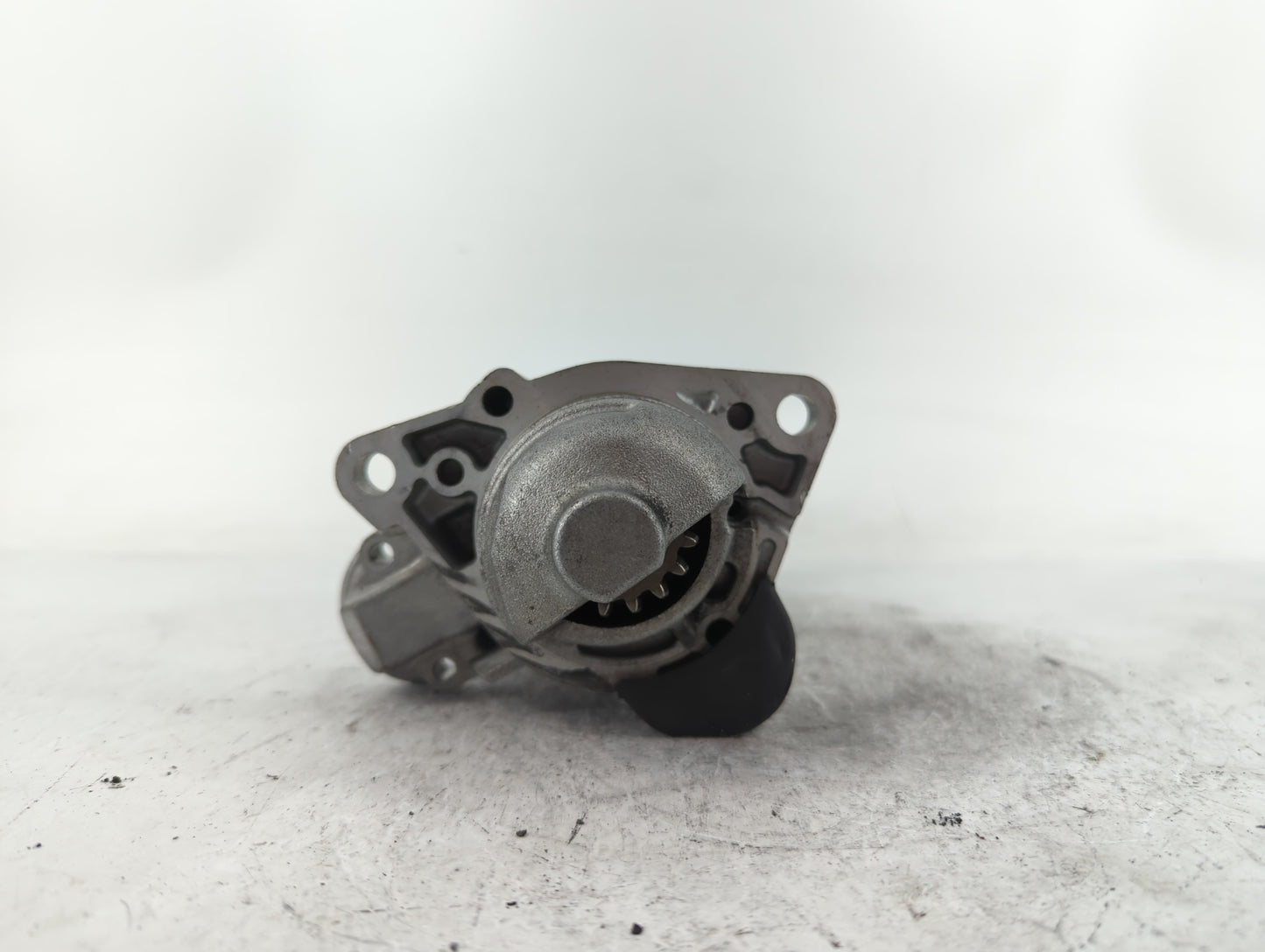 2018-2022 Chevrolet Equinox Car Starter Motor Solenoid OEM P/N:12680615 Fits Fits 2017 2018 2019 2020 2021 2022 OEM Used Aut