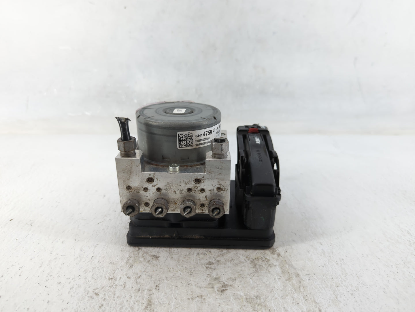2018-2019 Chevrolet Equinox ABS Pump Control Module Replacement P/N:84414759 Fits Fits 2018 2019 2020 2021 OEM Used Auto Par