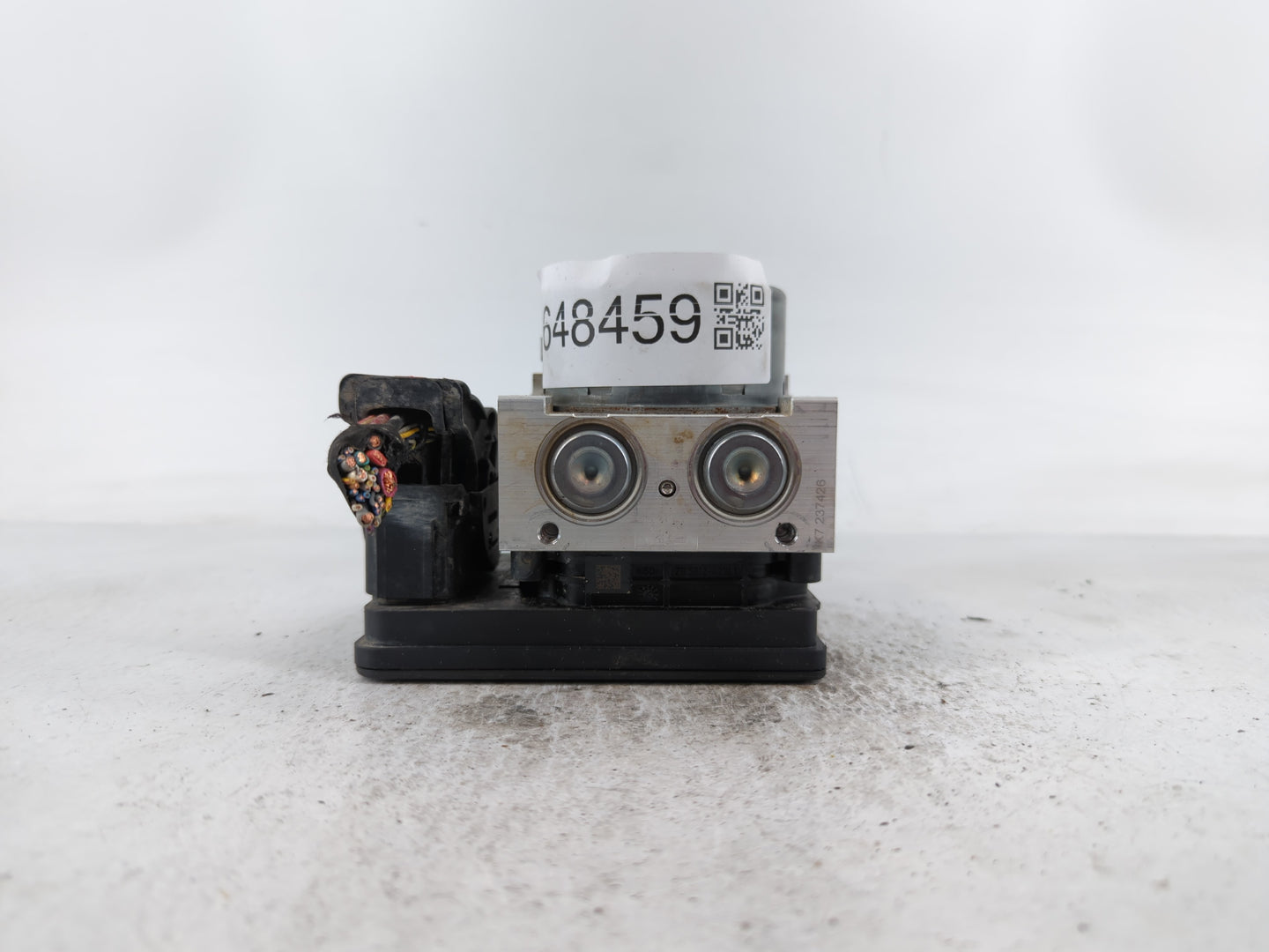 2018-2019 Chevrolet Equinox ABS Pump Control Module Replacement P/N:84254906 Fits Fits 2018 2019 2020 2021 OEM Used Auto Par