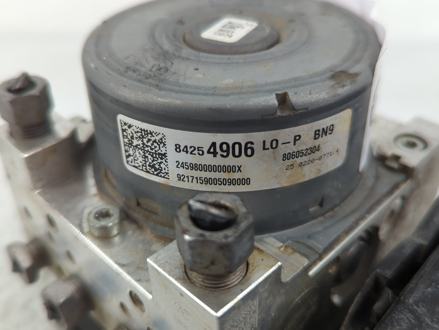 2018-2019 Chevrolet Equinox ABS Pump Control Module Replacement P/N:84254906 Fits Fits 2018 2019 2020 2021 OEM Used Auto Par