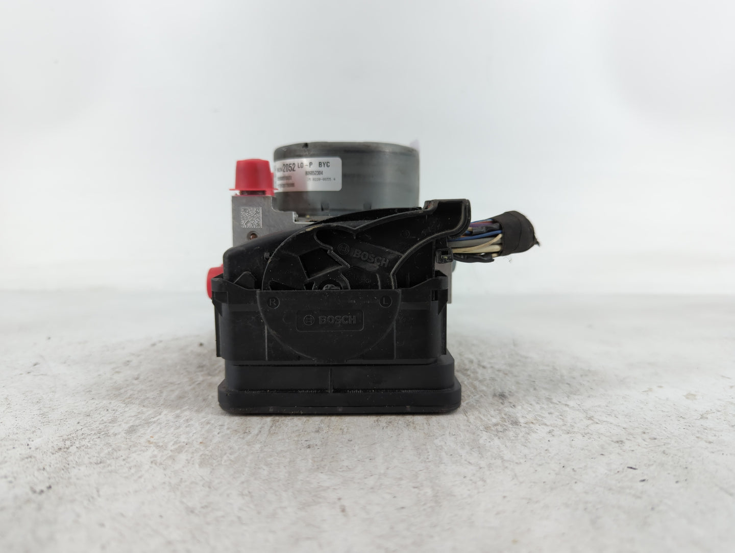 2018-2019 Chevrolet Equinox ABS Pump Control Module Replacement P/N:84342052 Fits Fits 2018 2019 2020 2021 OEM Used Auto Par