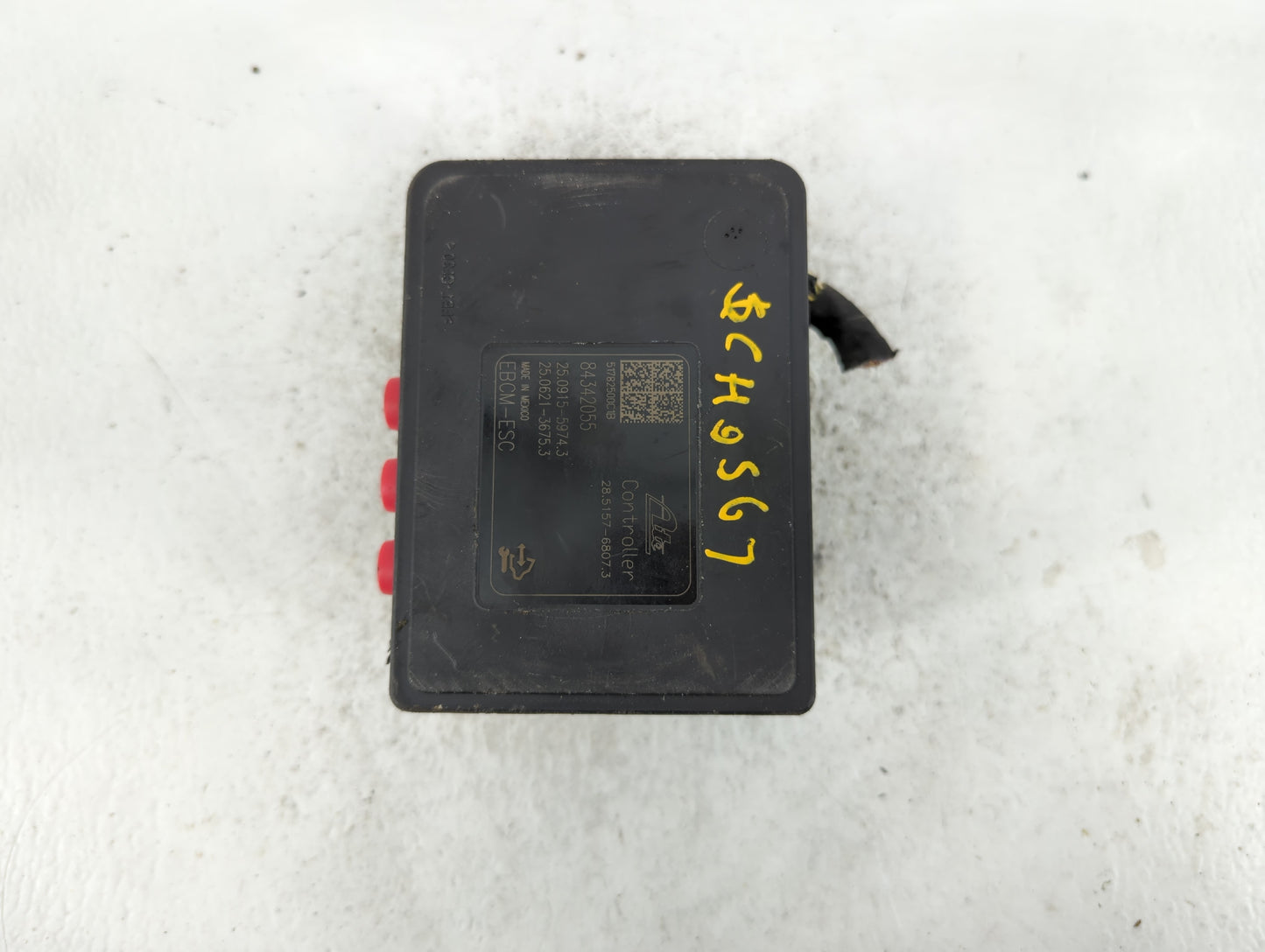 2018-2019 Chevrolet Equinox ABS Pump Control Module Replacement P/N:84342052 Fits Fits 2018 2019 2020 2021 OEM Used Auto Par