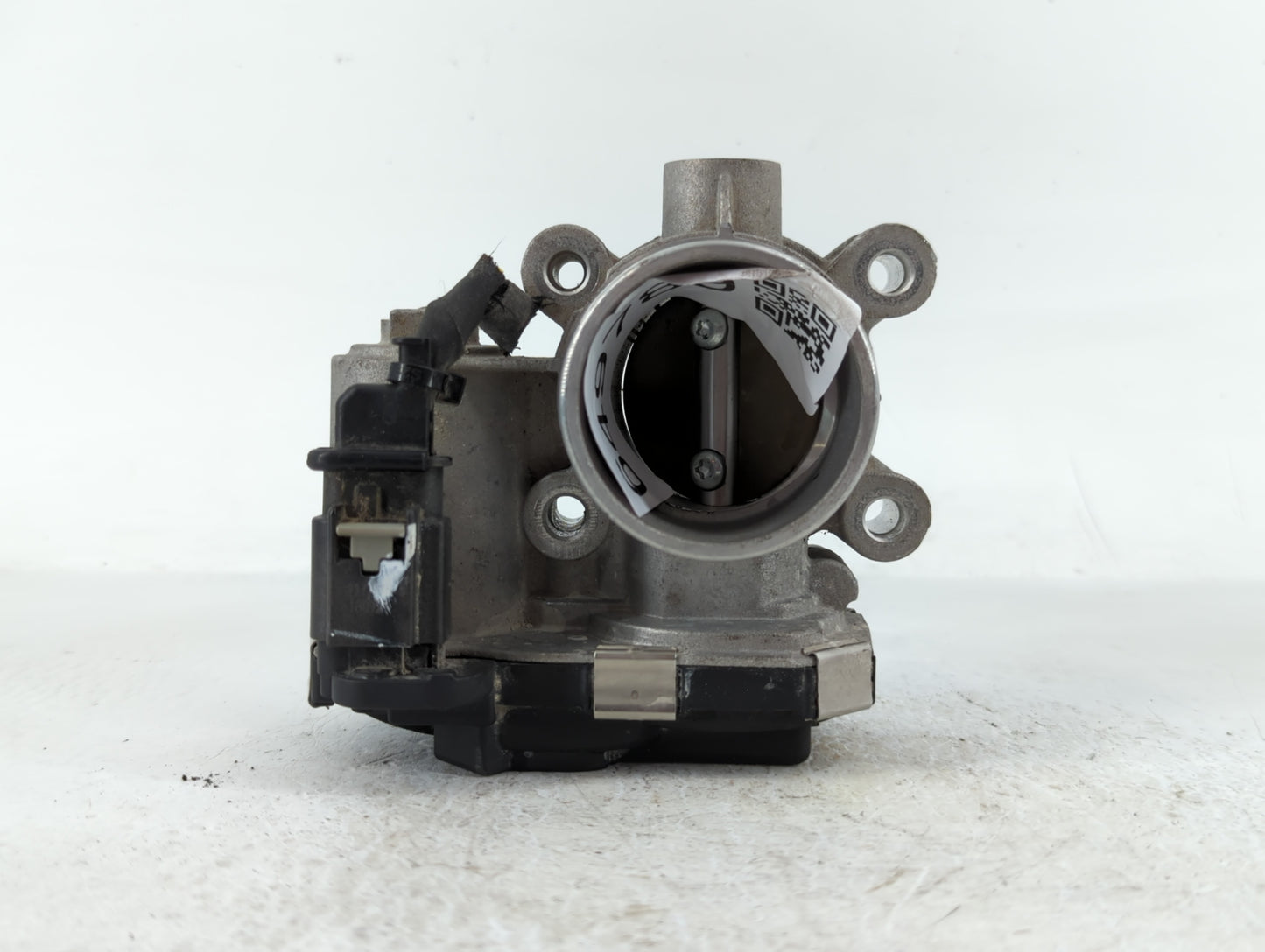 2018-2022 Chevrolet Equinox Throttle Body P/N:12671379AA Fits Fits 2016 2017 2018 2019 2020 2021 2022 OEM Used Auto Parts - 