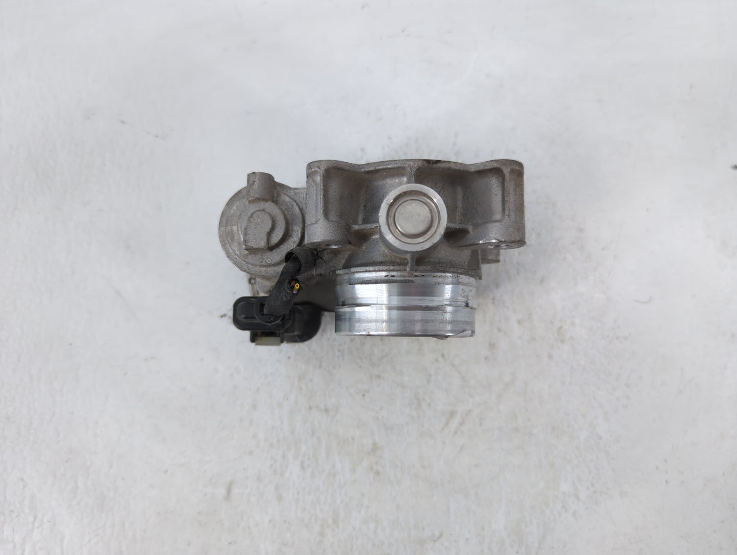2018-2022 Chevrolet Equinox Throttle Body P/N:12671379AA Fits Fits 2016 2017 2018 2019 2020 2021 2022 OEM Used Auto Parts - 
