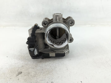 2018-2022 Chevrolet Equinox Throttle Body P/N:12671379AA Fits Fits 2016 2017 2018 2019 2020 2021 2022 OEM Used Auto Parts - 