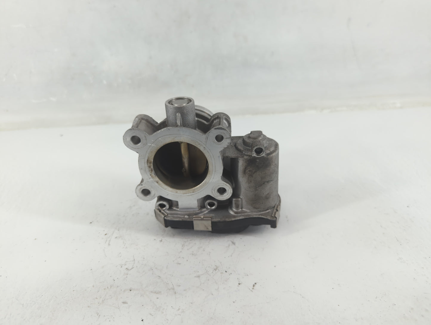 2018-2022 Chevrolet Equinox Throttle Body P/N:12671379AA Fits Fits 2016 2017 2018 2019 2020 2021 2022 OEM Used Auto Parts - 