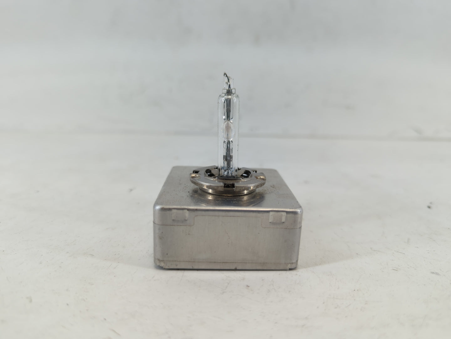 2018 Chevrolet Equinox Headlight Ballast Head Light - Oemusedautoparts1.com