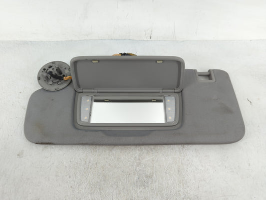2018-2019 Chevrolet Equinox Sun Visor Shade Replacement Driver Left Mirror Fits Fits 2018 2019 OEM Used Auto Parts - Oemused