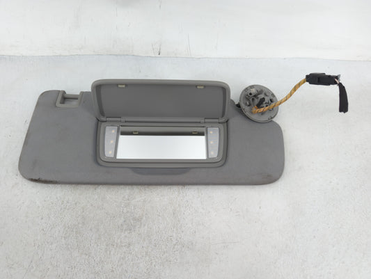 2018-2019 Chevrolet Equinox Sun Visor Shade Replacement Passenger Right Mirror Fits Fits 2018 2019 OEM Used Auto Parts - Oem
