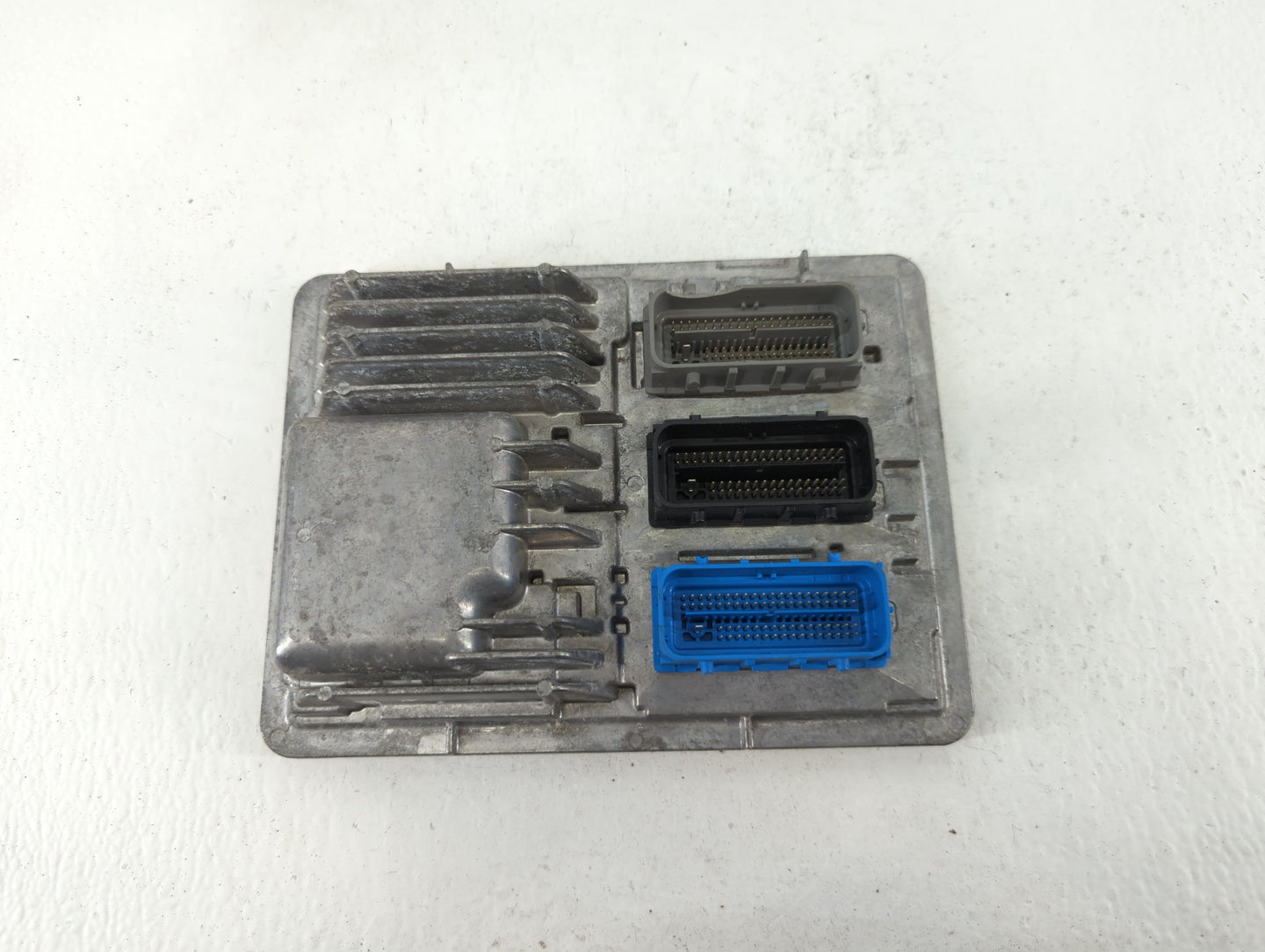 2018-2020 Chevrolet Equinox PCM Engine Control Computer ECU ECM PCU OEM P/N:12688128 Fits Fits 2017 2018 2019 2020 2021 2022
