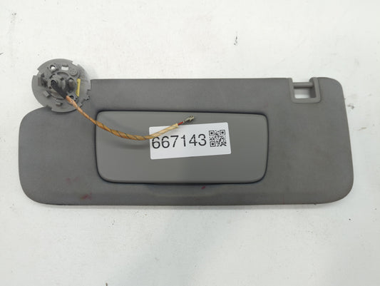 2018-2019 Chevrolet Equinox Sun Visor Shade Replacement Driver Left Mirror Fits Fits 2018 2019 OEM Used Auto Parts