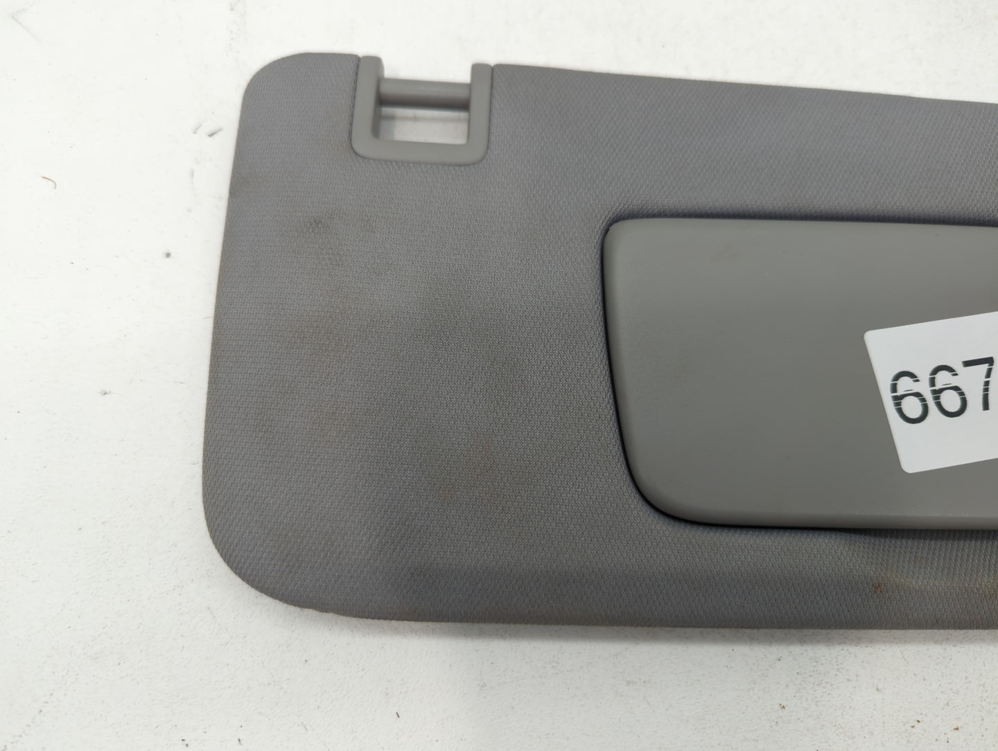 2018-2019 Chevrolet Equinox Sun Visor Shade Replacement Passenger Right Mirror Fits Fits 2018 2019 OEM Used Auto Parts - Oem