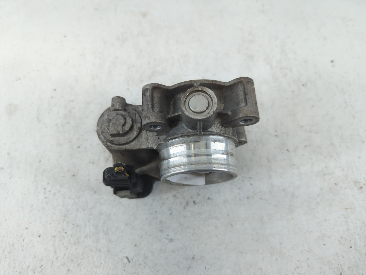 2018-2022 Chevrolet Equinox Throttle Body P/N:12671379AA Fits Fits 2016 2017 2018 2019 2020 2021 2022 OEM Used Auto Parts - 