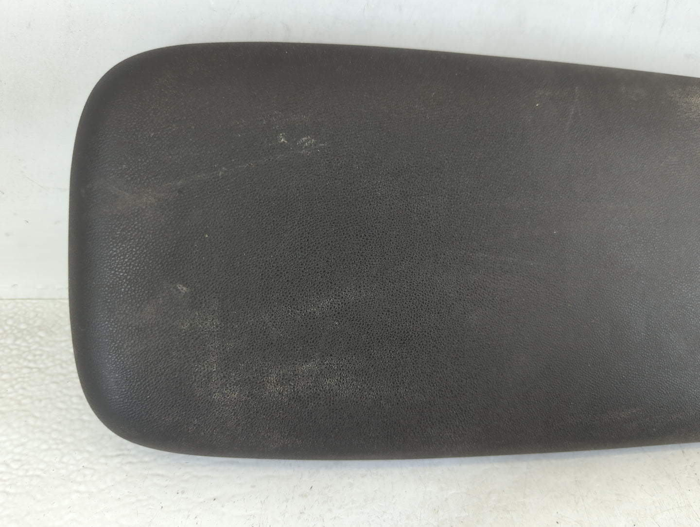 2018-2022 Chevrolet Equinox Center Console Armrest Cover Lid Black - Oemusedautoparts1.com