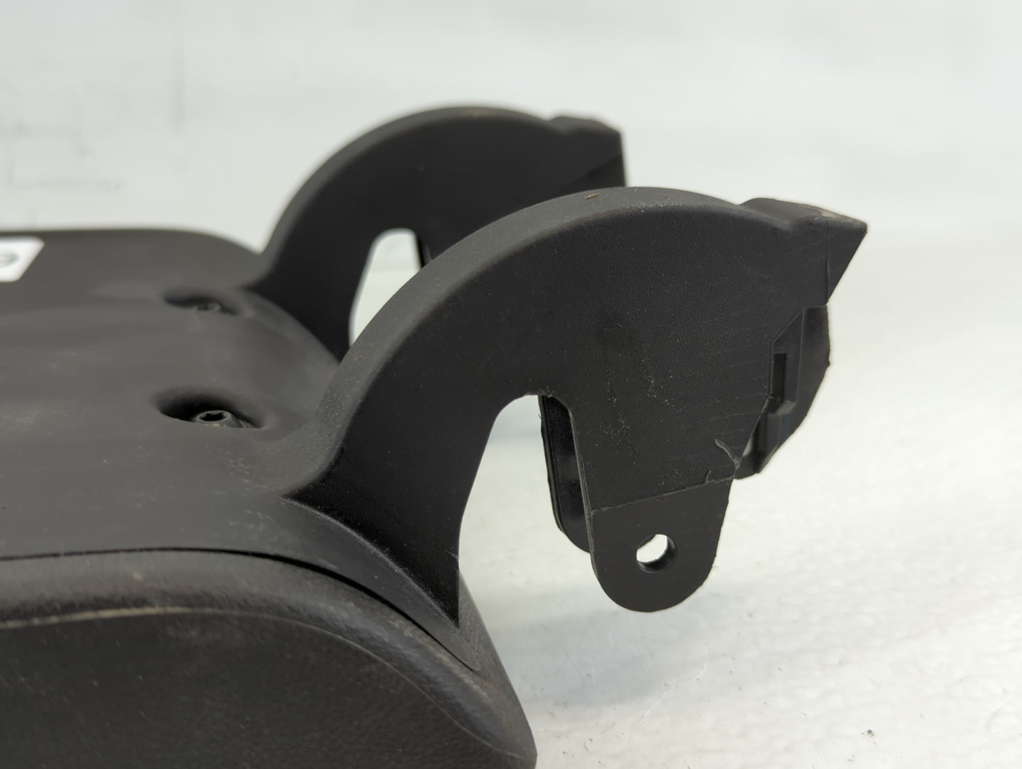 2018-2022 Chevrolet Equinox Center Console Armrest Cover Lid Black - Oemusedautoparts1.com