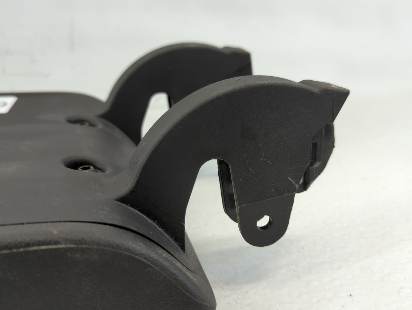 2018-2022 Chevrolet Equinox Center Console Armrest Cover Lid Black - Oemusedautoparts1.com