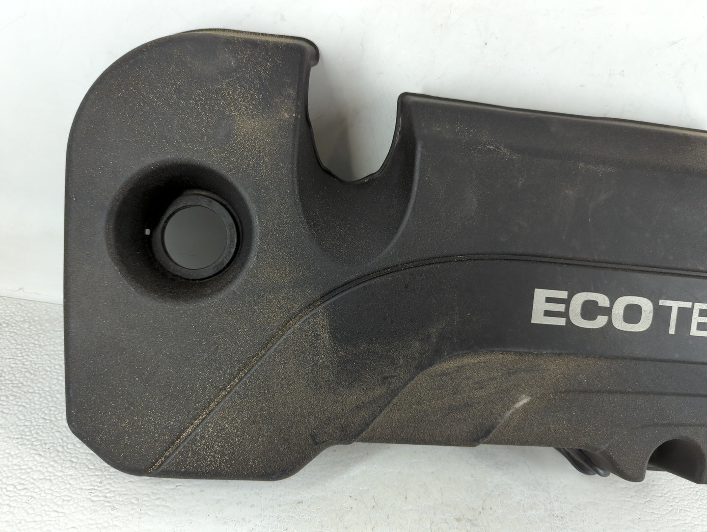 2018 Chevrolet Equinox Engine Cover - Oemusedautoparts1.com