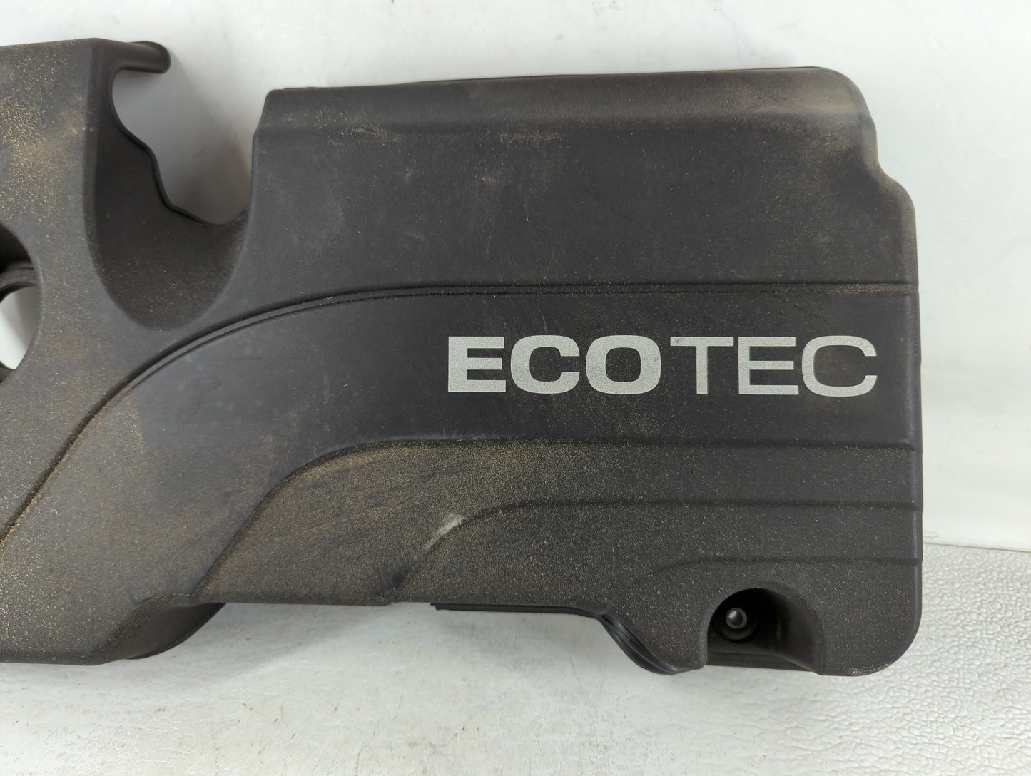 2018 Chevrolet Equinox Engine Cover - Oemusedautoparts1.com