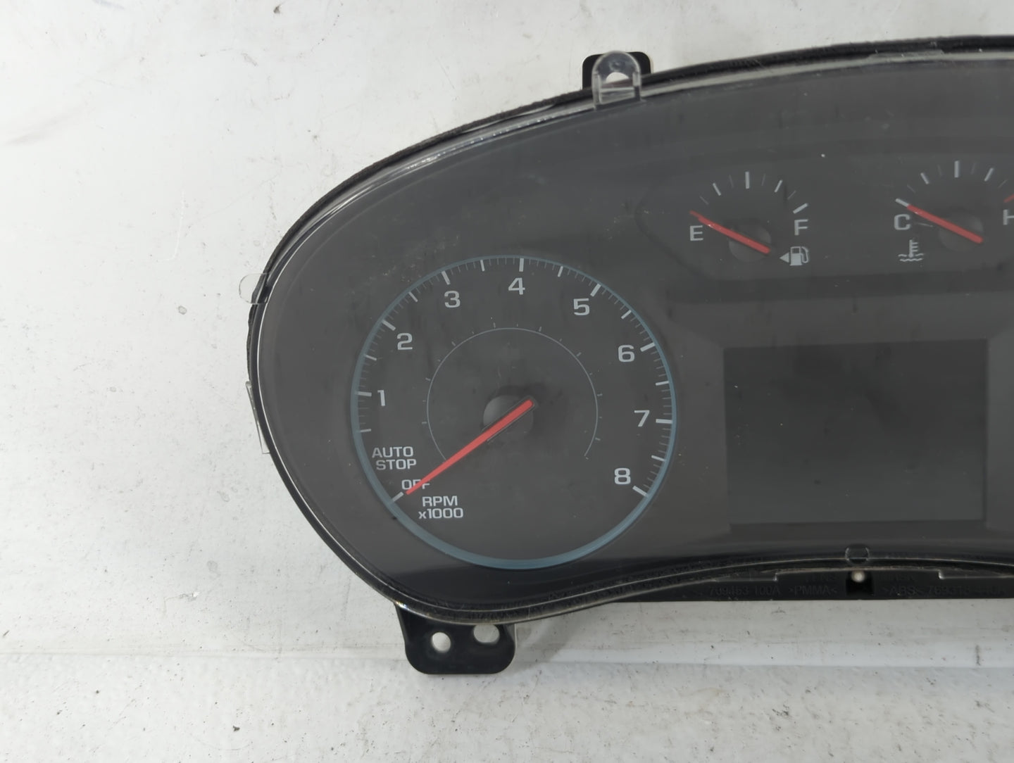 2018 Chevrolet Equinox Instrument Cluster Speedometer Gauges P/N:84240633 Fits OEM Used Auto Parts - Oemusedautoparts1.com