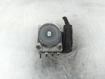 2018-2019 Chevrolet Equinox ABS Pump Control Module Replacement P/N:84342052 Fits Fits 2018 2019 2020 2021 OEM Used Auto Parts