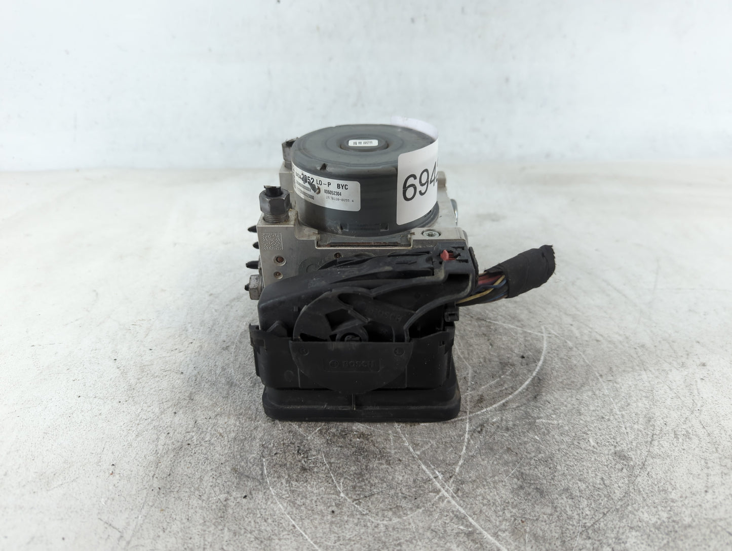 2018-2019 Chevrolet Equinox ABS Pump Control Module Replacement P/N:84342052 Fits Fits 2018 2019 2020 2021 OEM Used Auto Par
