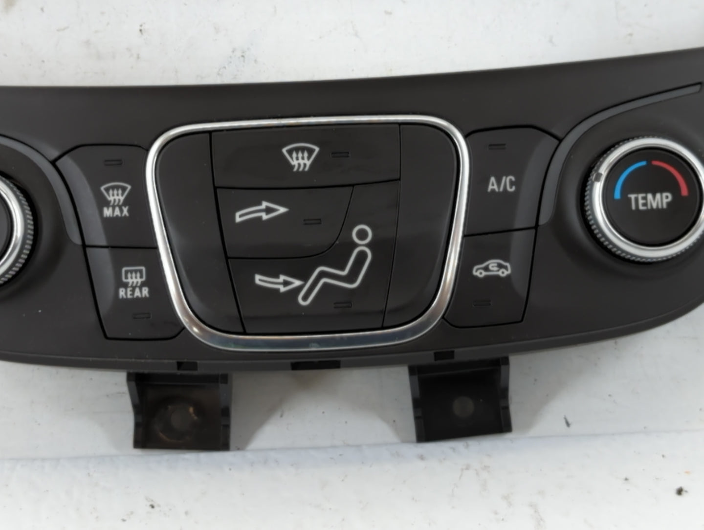 2018 Chevrolet Equinox Climate Control Module Temperature AC/Heater Replacement P/N:84175394 Fits OEM Used Auto Parts - Oemu