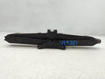 compare product 2018 Chevrolet Equinox Spare Scissor Car Jack 735397