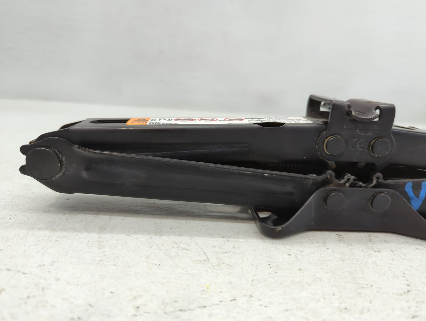 2018 Chevrolet Equinox Spare Scissor Car Jack - Oemusedautoparts1.com