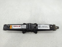 2018 Chevrolet Equinox Spare Scissor Car Jack 735397 - Oemusedautoparts1.com