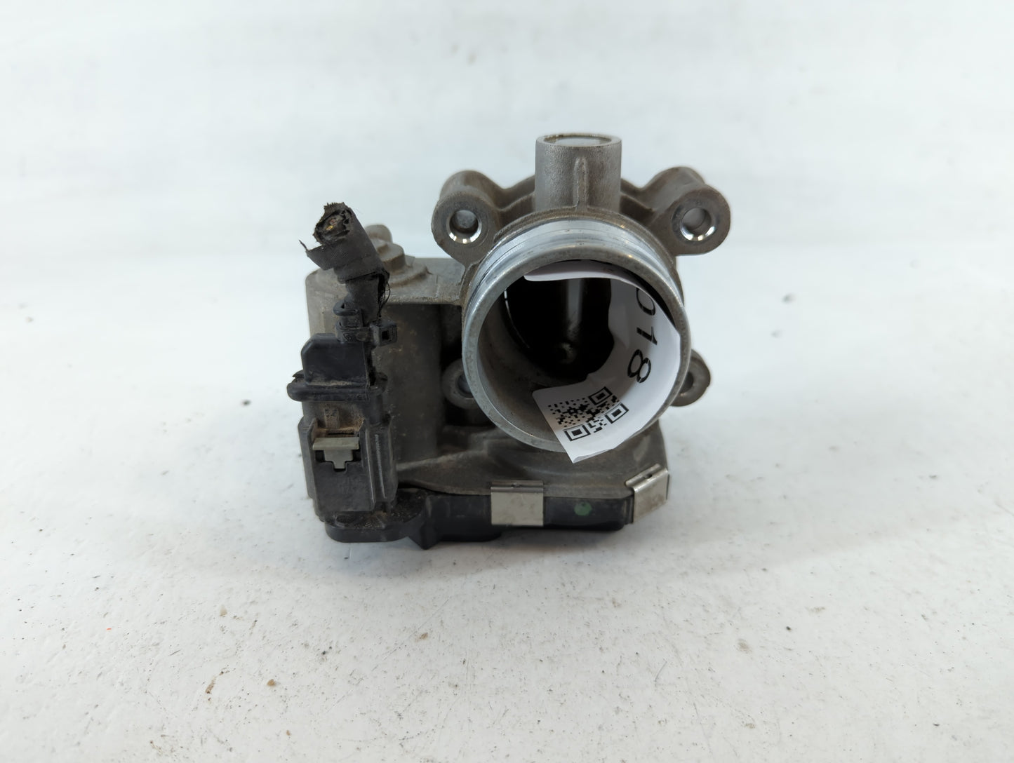 2018-2022 Chevrolet Equinox Throttle Body P/N:12671379AA Fits Fits 2016 2017 2018 2019 2020 2021 2022 OEM Used Auto Parts - 