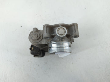 2018-2022 Chevrolet Equinox Throttle Body P/N:12671379AA Fits Fits 2016 2017 2018 2019 2020 2021 2022 OEM Used Auto Parts