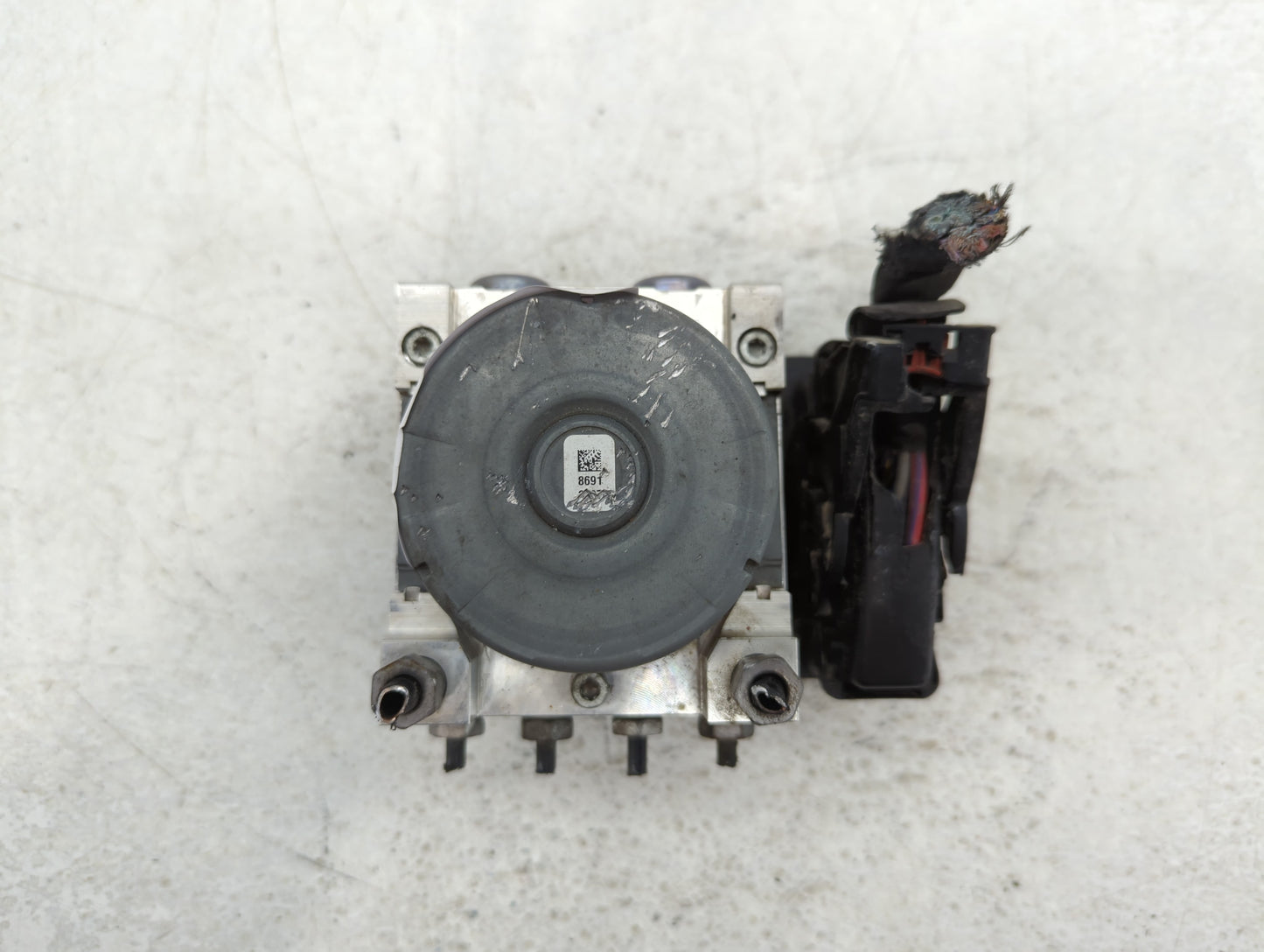 2018-2019 Chevrolet Equinox ABS Pump Control Module Replacement P/N:806052304 84414759 Fits Fits 2018 2019 2020 2021 OEM Use