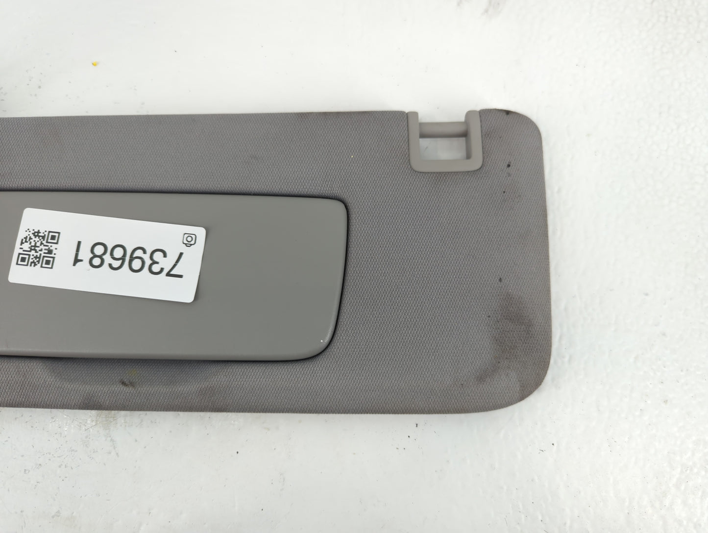 2018-2019 Chevrolet Equinox Sun Visor Shade Replacement Driver Left Mirror Fits Fits 2018 2019 OEM Used Auto Parts - Oemused