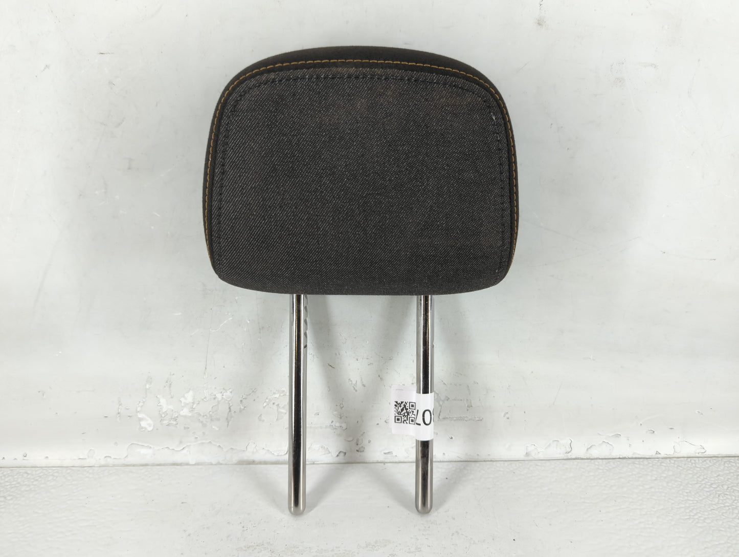 2018 Chevrolet Equinox Headrest Head Rest Front Driver Passenger Seat - Oemusedautoparts1.com