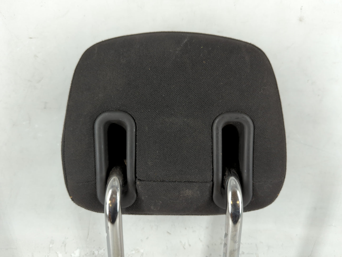 2018 Chevrolet Equinox Headrest Head Rest Front Driver Passenger Seat - Oemusedautoparts1.com