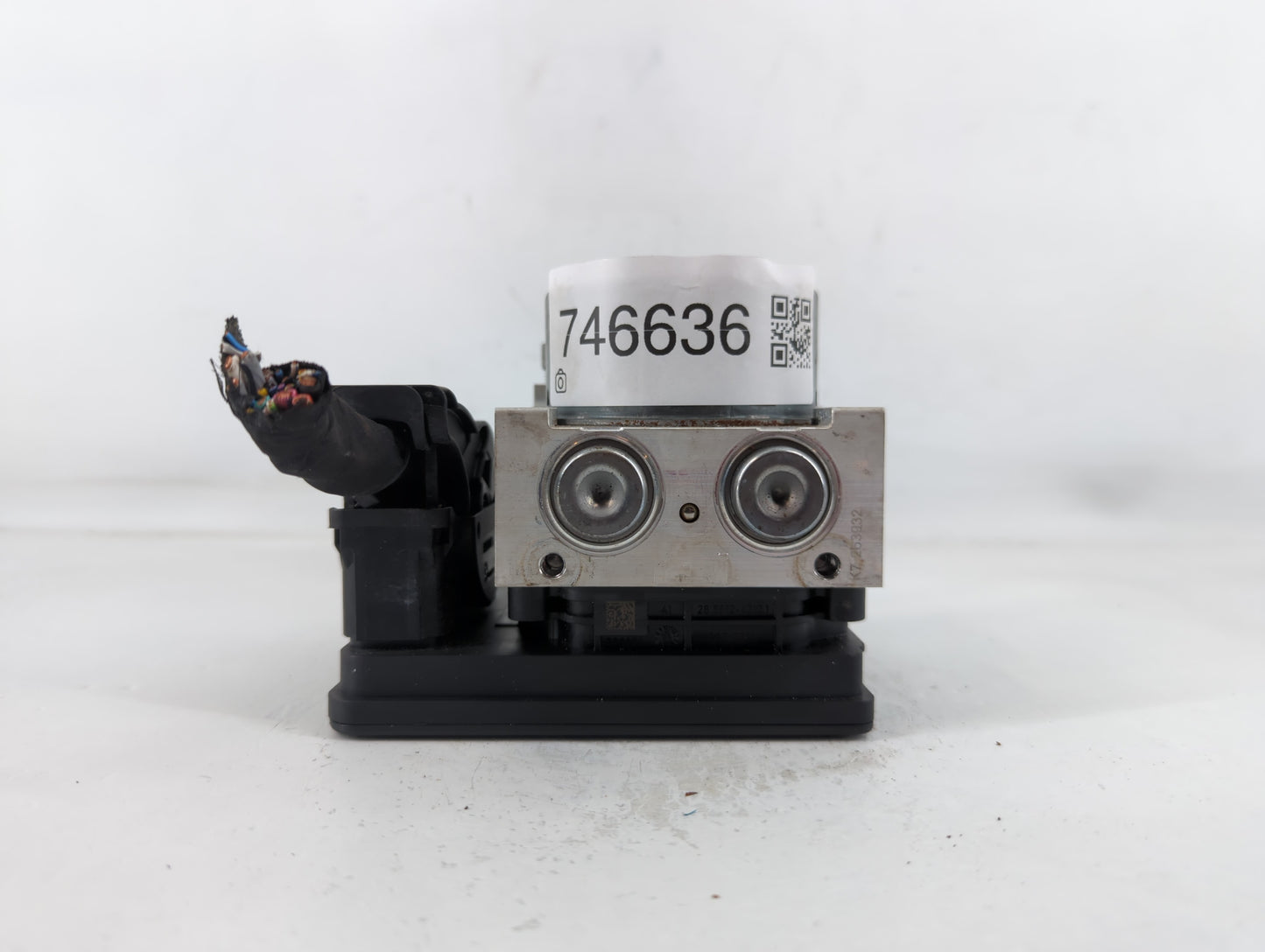 2018-2019 Chevrolet Equinox ABS Pump Control Module Replacement P/N:84414759 Fits Fits 2018 2019 2020 2021 OEM Used Auto Par